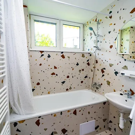 Turisticka Pri Spojenom Skolskom Internate Werferova 10 Guest house *