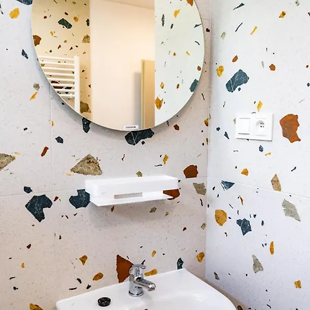 Turisticka Pri Spojenom Skolskom Internate Werferova 10 *