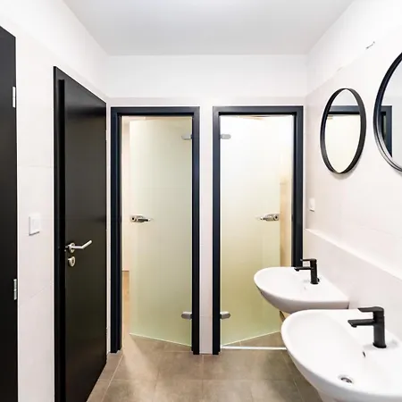 Turisticka Pri Spojenom Skolskom Internate Werferova 10 Guest house Kosice