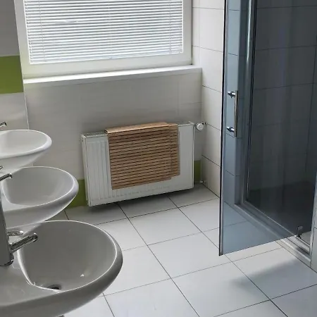 Turisticka Pri Spojenom Skolskom Internate Werferova 10