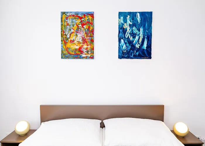 Turisticka Pri Spojenom Skolskom Internate Werferova 10