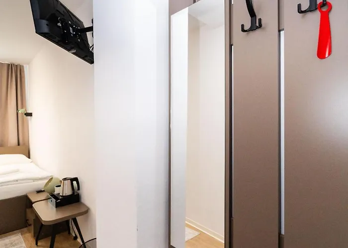 Turisticka Pri Spojenom Skolskom Internate Werferova 10 * Košice