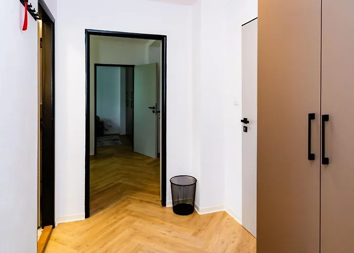 Turisticka Pri Spojenom Skolskom Internate Werferova 10 Košice